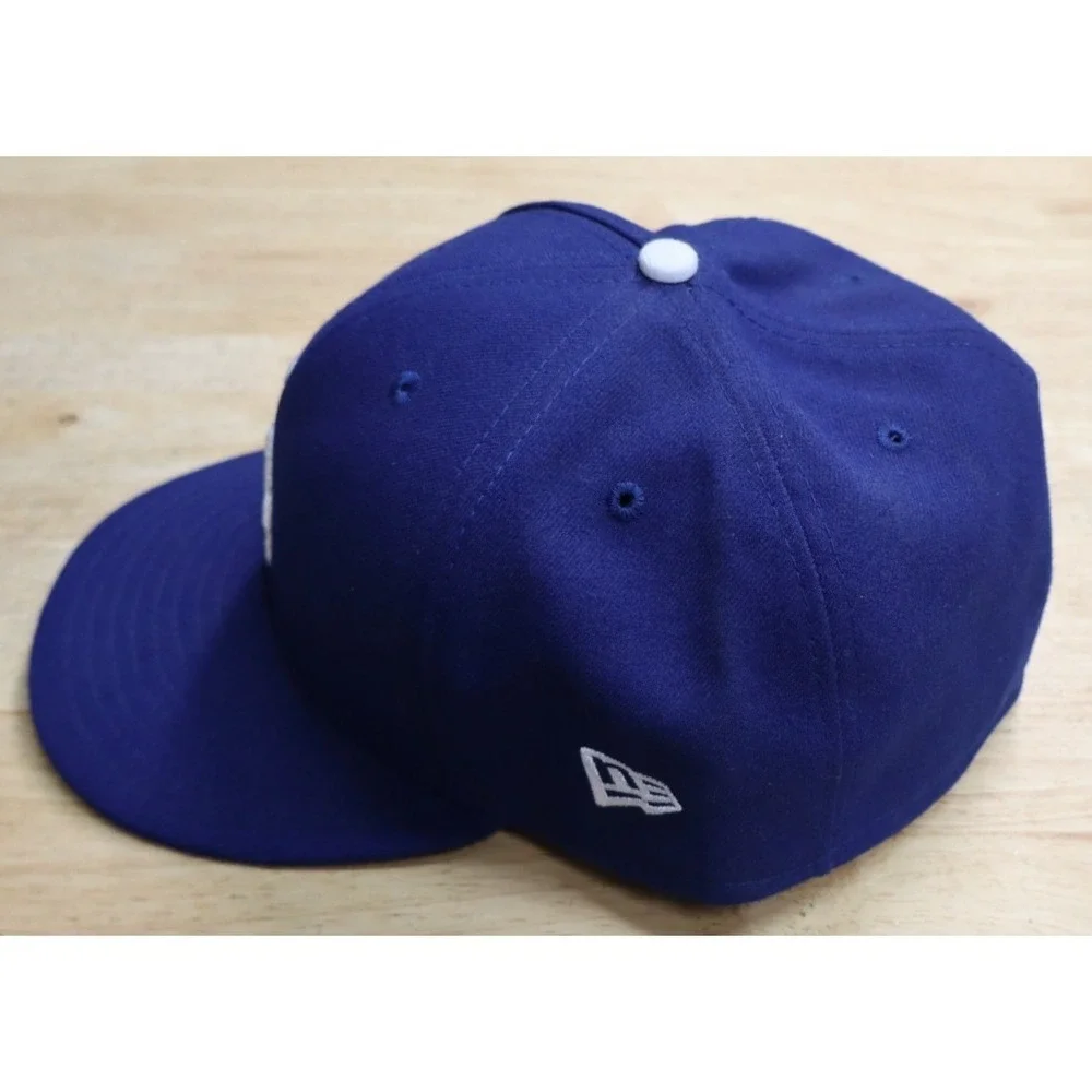 LA Dodgers New Era Fitted Hat 8 3/8 MLB Authentic Collection Blue USA Made